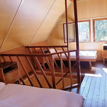 بيت خشبي Chatovy Tabor Maly Ratmirov