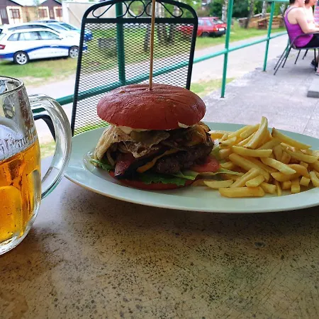 Chatovy Tabor * Maly Ratmirov