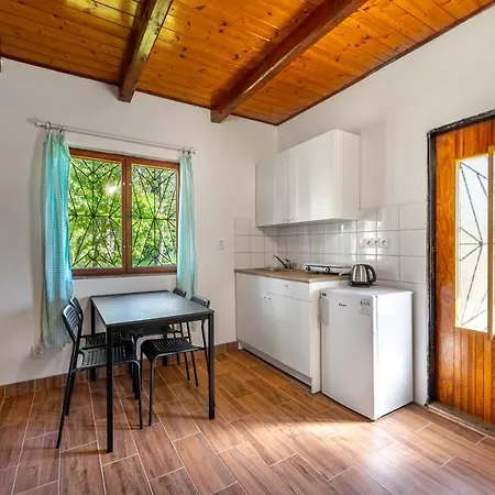 Chatovy Tabor Maly Ratmirov