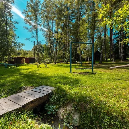 Chatovy Tabor بيت خشبي Maly Ratmirov