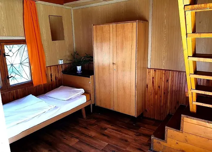 Chatový Tábor Lodge
