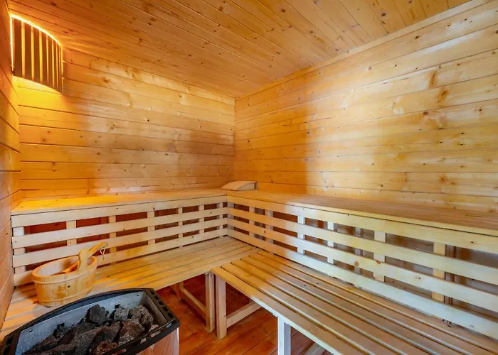 Lodge Chatový Tábor Maly Ratmirov